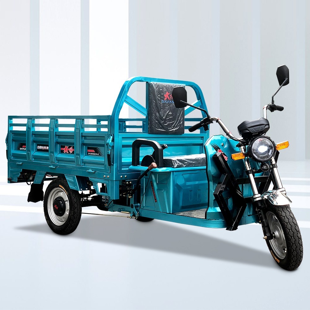 Motorized Three Wheel Cargo Motorcycle / Tricycle Cargo Truck With 12v 120ah Battery