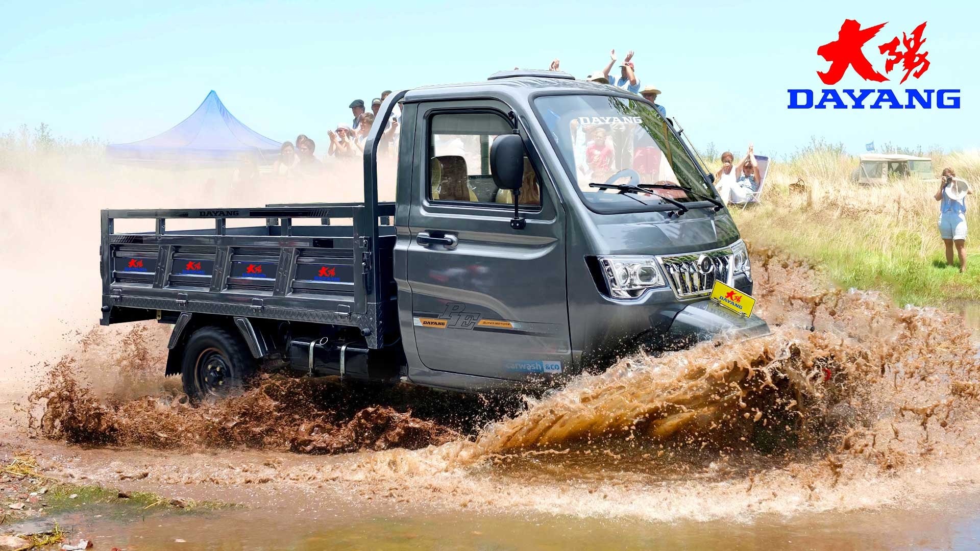 Enclosed Three Wheel Cargo Motorcycle