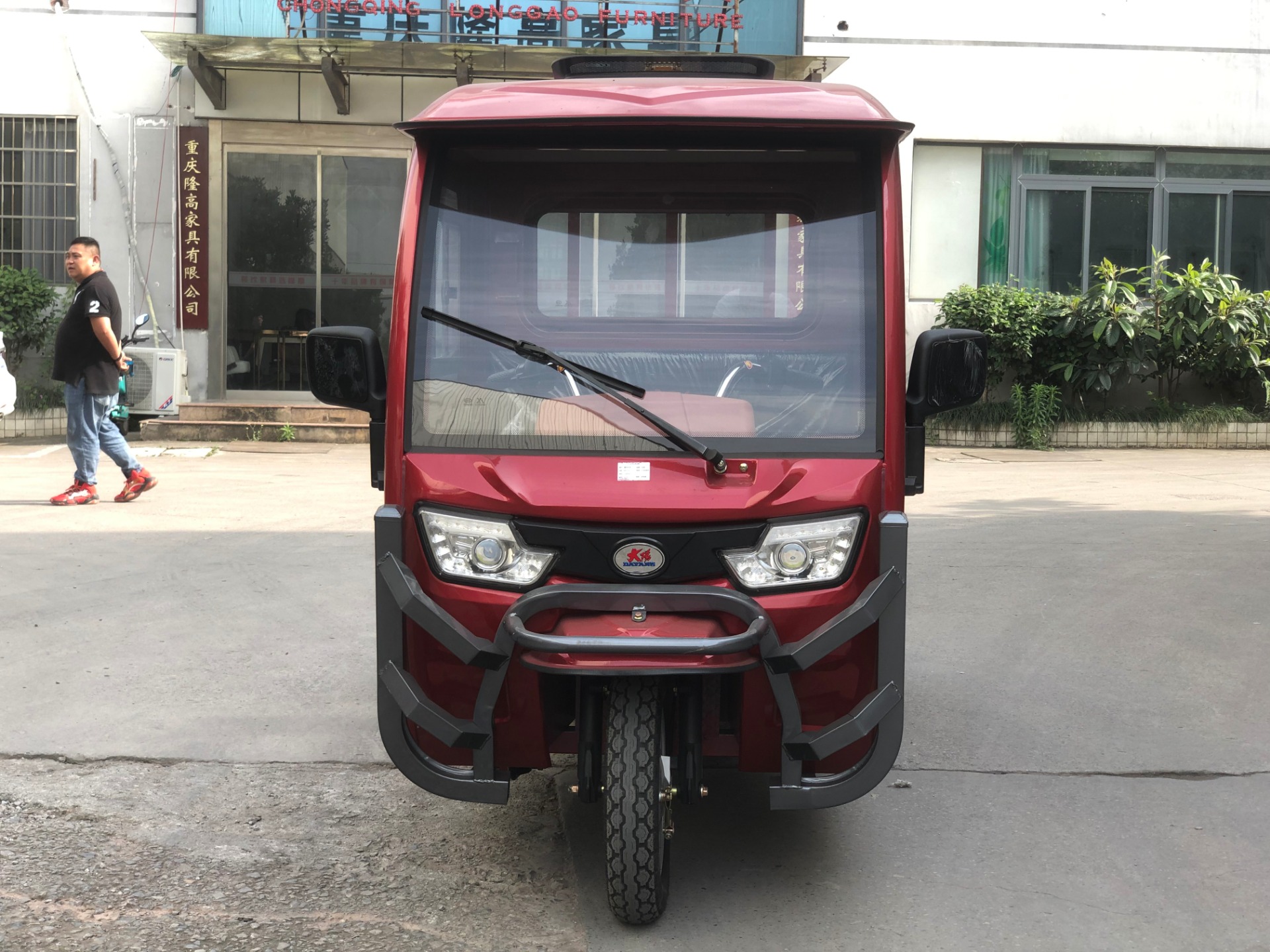 DY-E3 electric cargo tricycle 1500KW