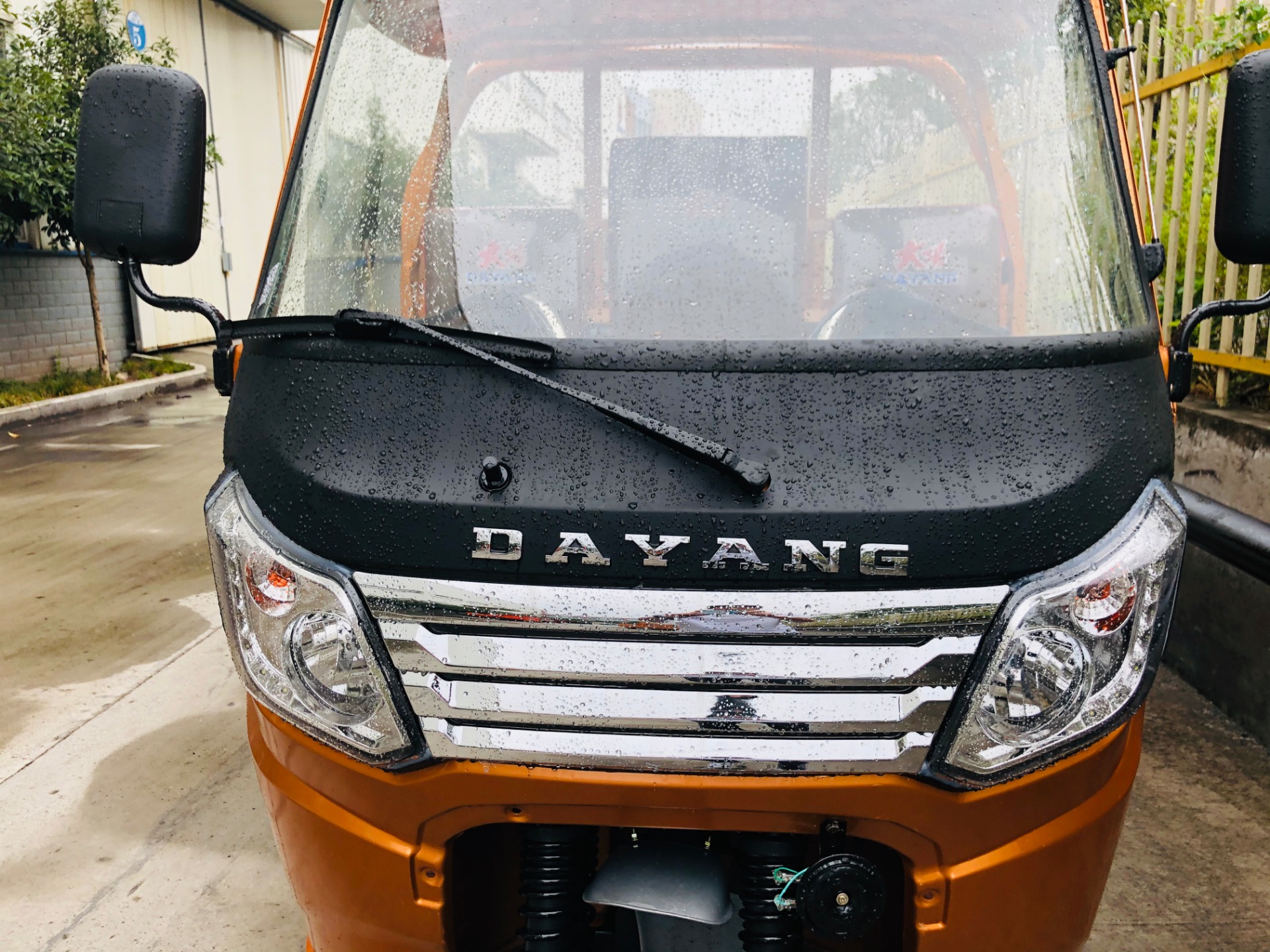 DY-T1 India Bajaj hot selling passenger cargo tricycle  200cc in Africa