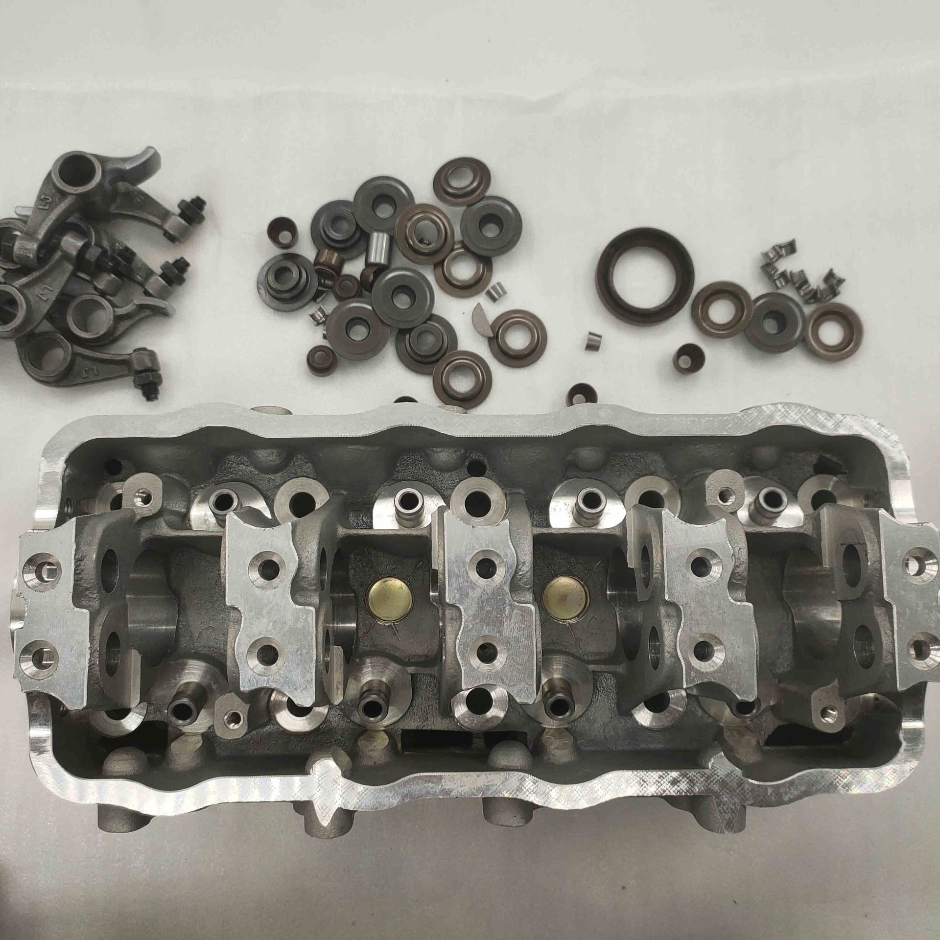 800cc Engine Cylinder Head Assembly