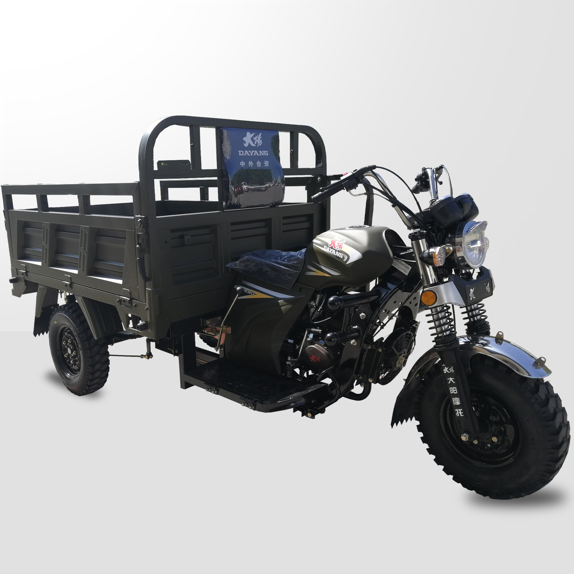 High Quality Light Loading Truck 175cc 200cc 250cc Motorcycle Tricycle 3 Wheel Cargo For Adult Origin Type Driving Size