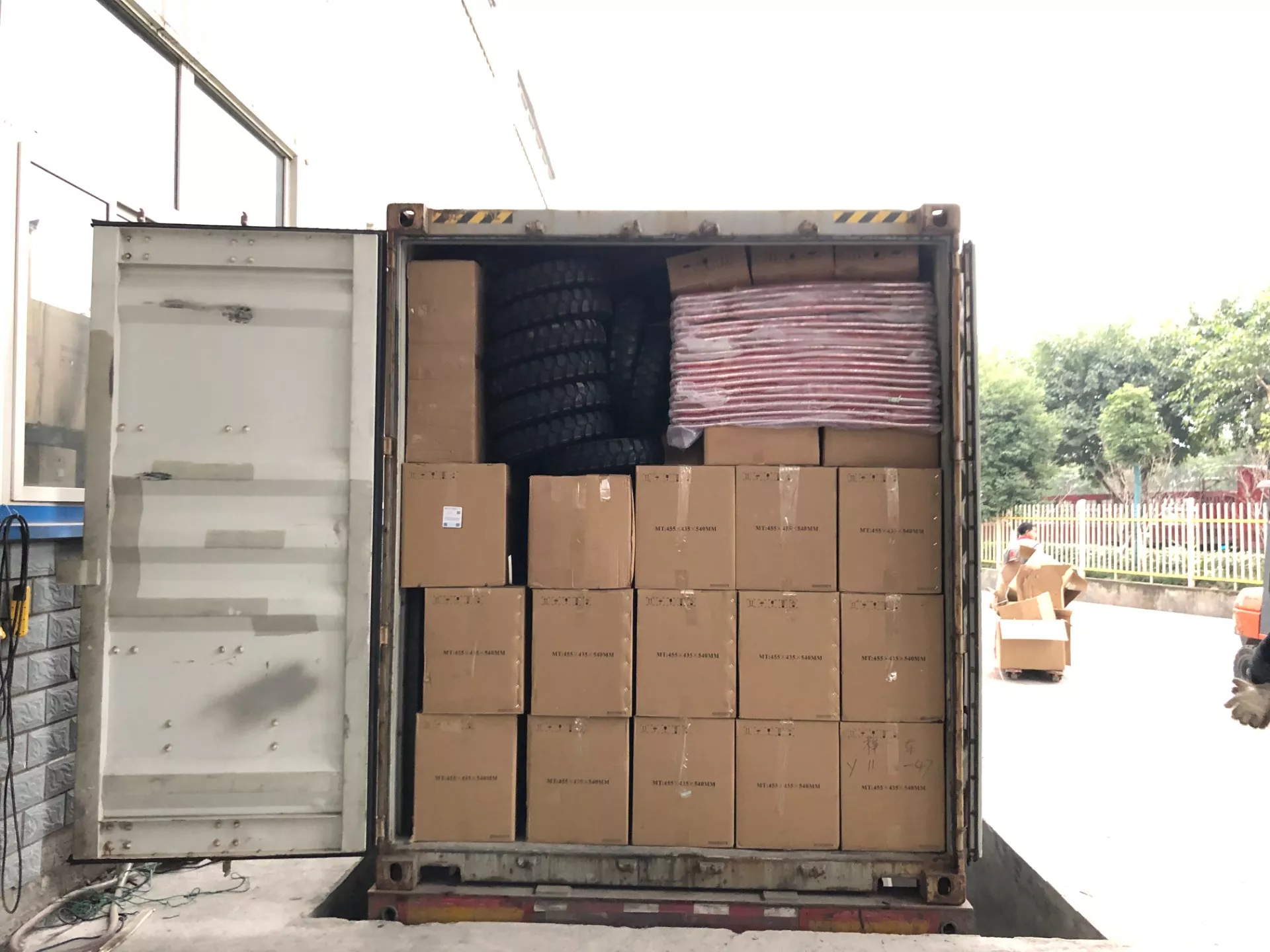 China Motorized Lift Cargo Tricycle Egypt For Sale 3 Wheels Motor Truck Cargo Use Zongshen 250cc Engine Tricycle