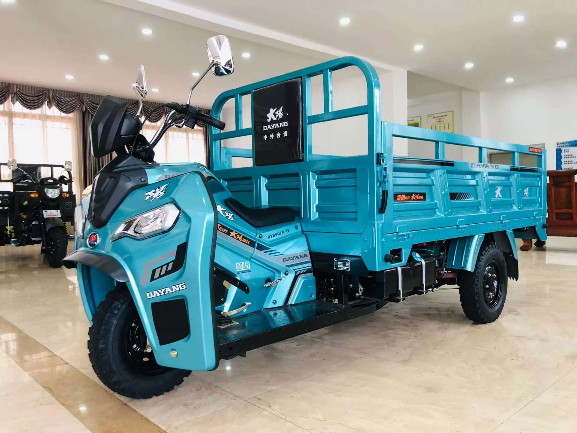 Fashion Design 250cc Motorized Cargo Tricycle Motor Other Tricycles 3 Wheel Motorcycle Trike Gasoline By Chinese Factory