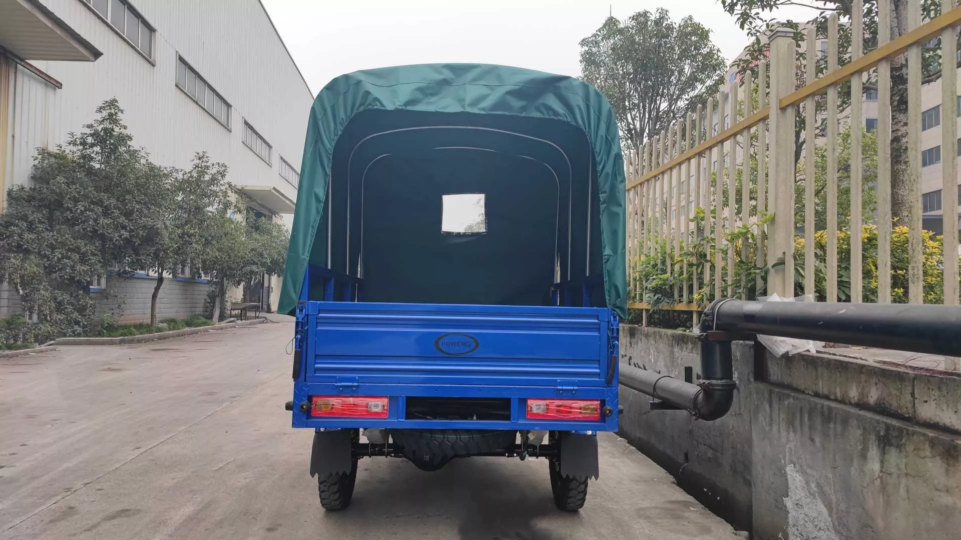 DAYANG OEM Best safe security 200cc cargo motorcycle tricycle motorcycle cargo tricycle