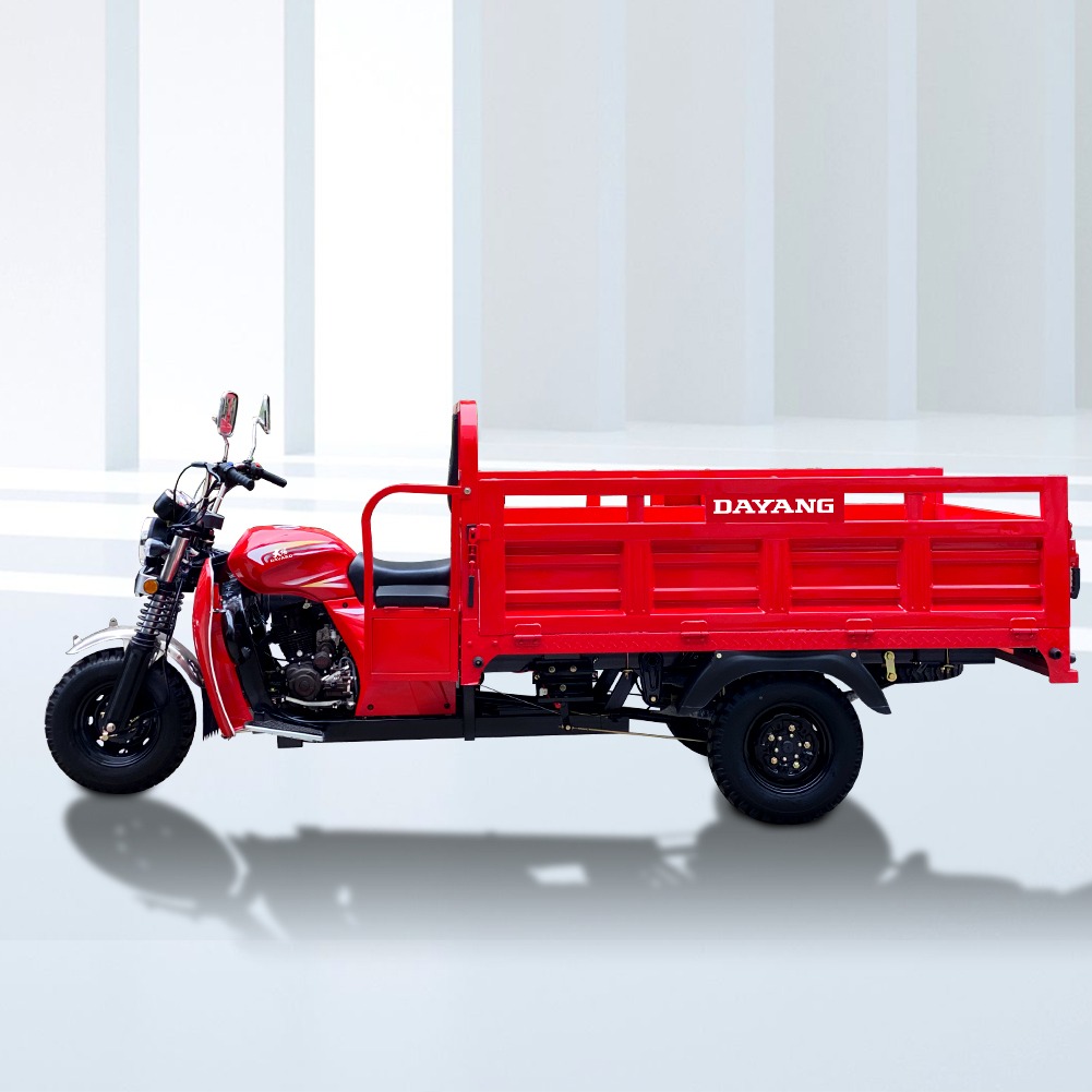 Chinese Well Sell Truck Cargo Tricycle Three-wheeled Longer Motorcycle Rickshaw Power Red Body Box Frame