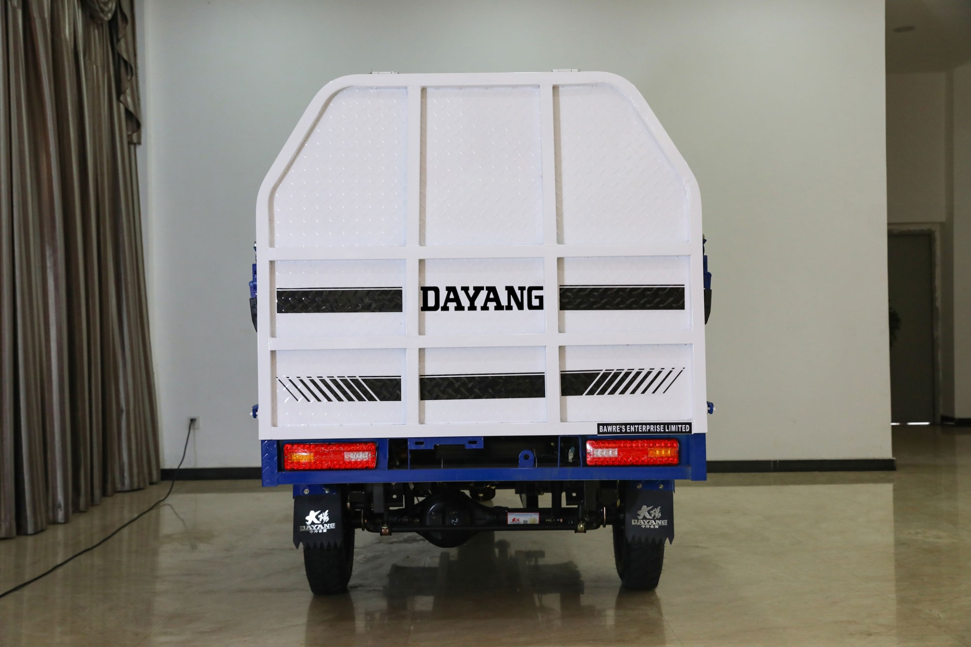 Dayang Road Sanitation Cleaning Garbage Motor Tricycle Garbage Truck Tricycle For Cargo