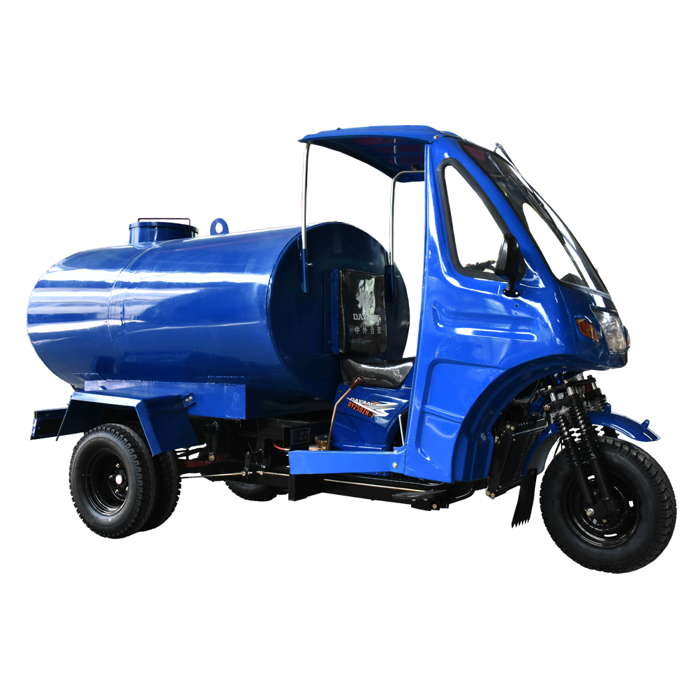 New factory Top quality Oil tank water delivery tricycle motorcycle motorized rickshaw tricycle with water tank