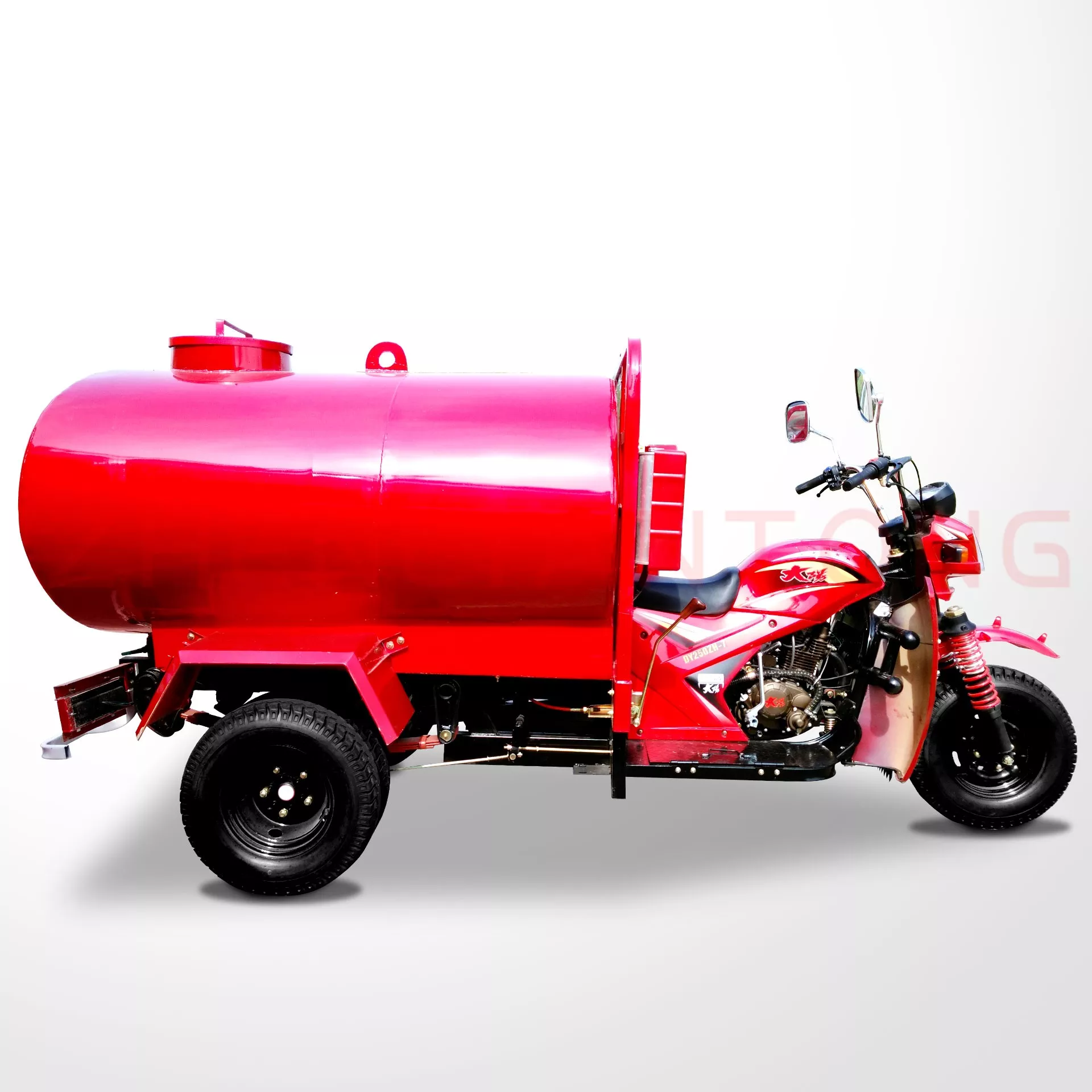 Factory Supply High Quality 150CC 200cc 250cc cabin Water Tank Tricycles Booster Rear Axle Customized  Power  CCC Origin Type