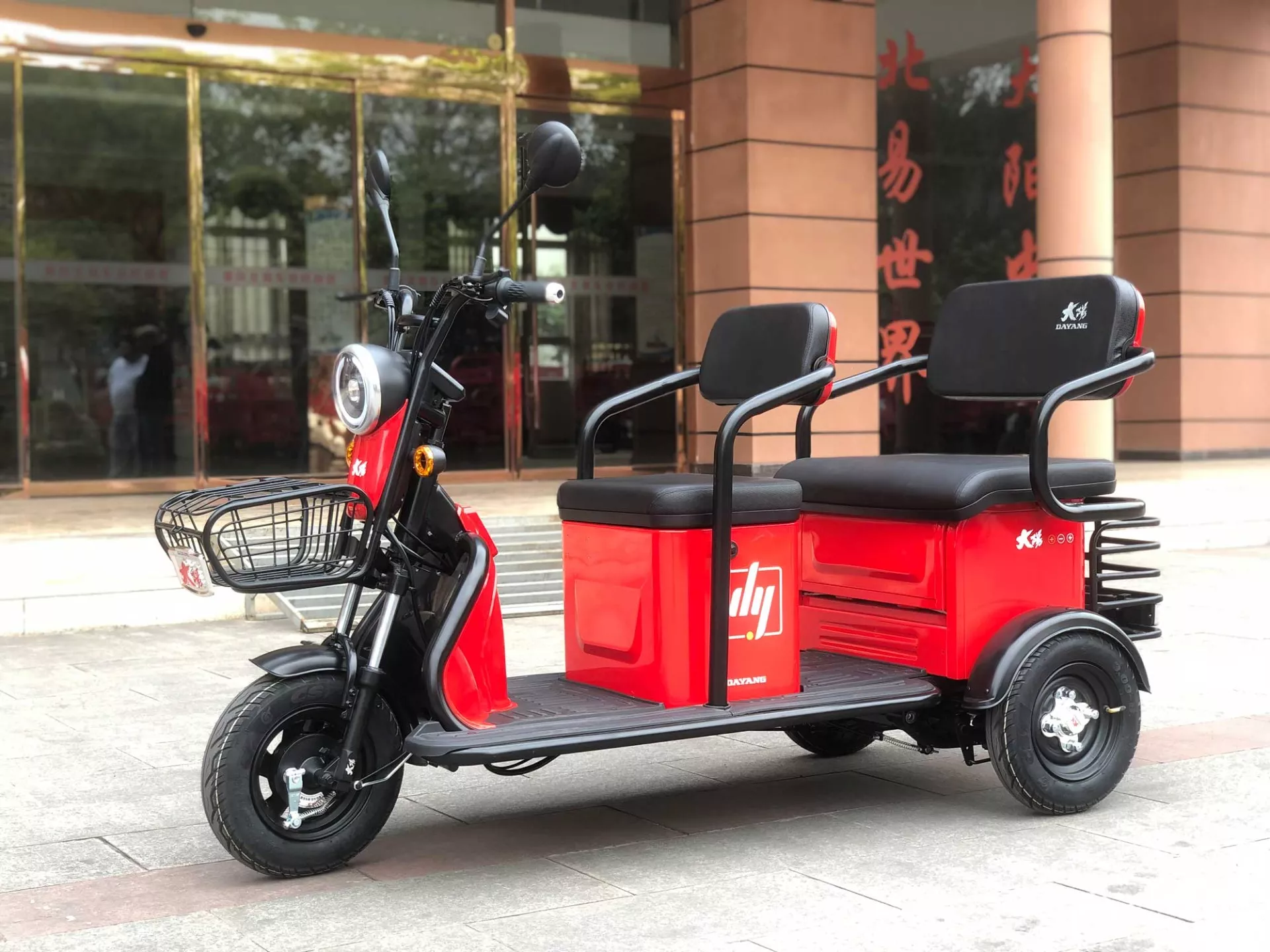 Well Sell Electric Tricycles Passenger 3 Wheel Motorcycle Cheap Price Electric Rickshaw 500w 48v Big Power