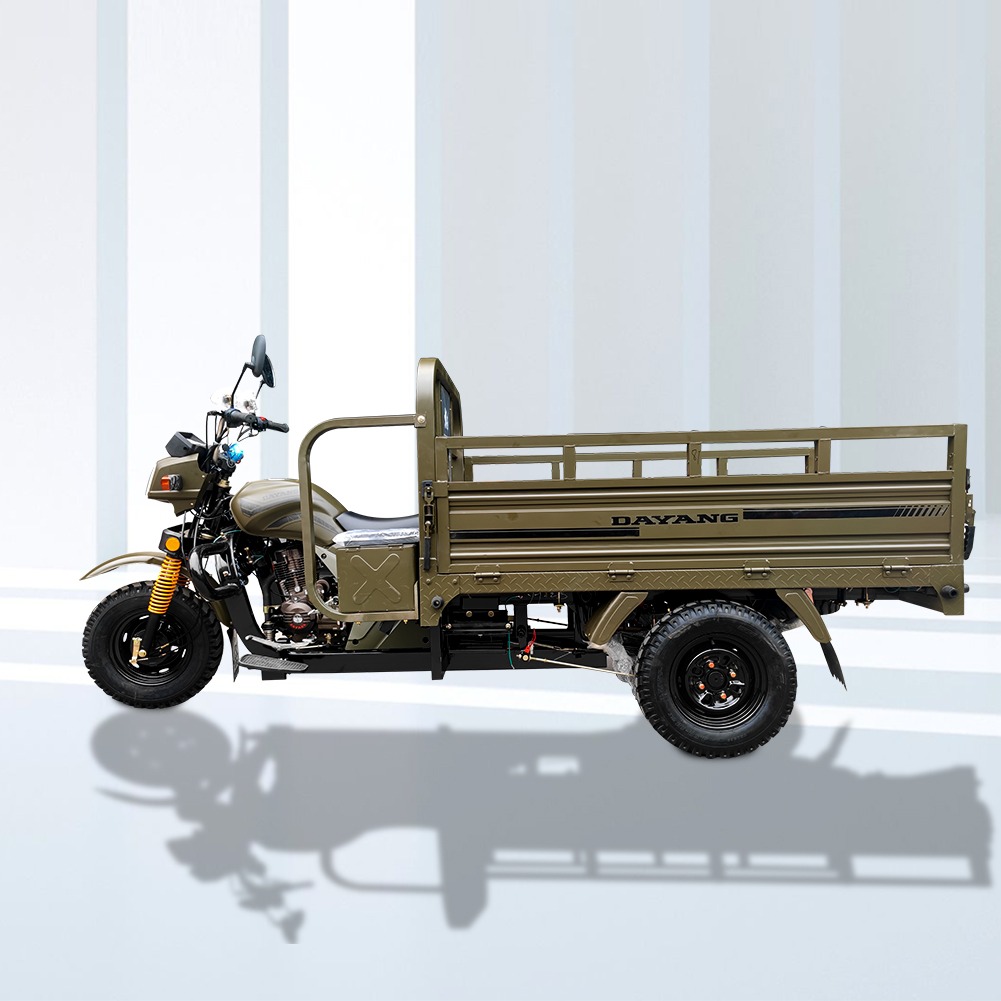 China factory heavy Loading Adult Gasoline Tricycles Cargo Tricycle Truck  customized cooled engine origin type