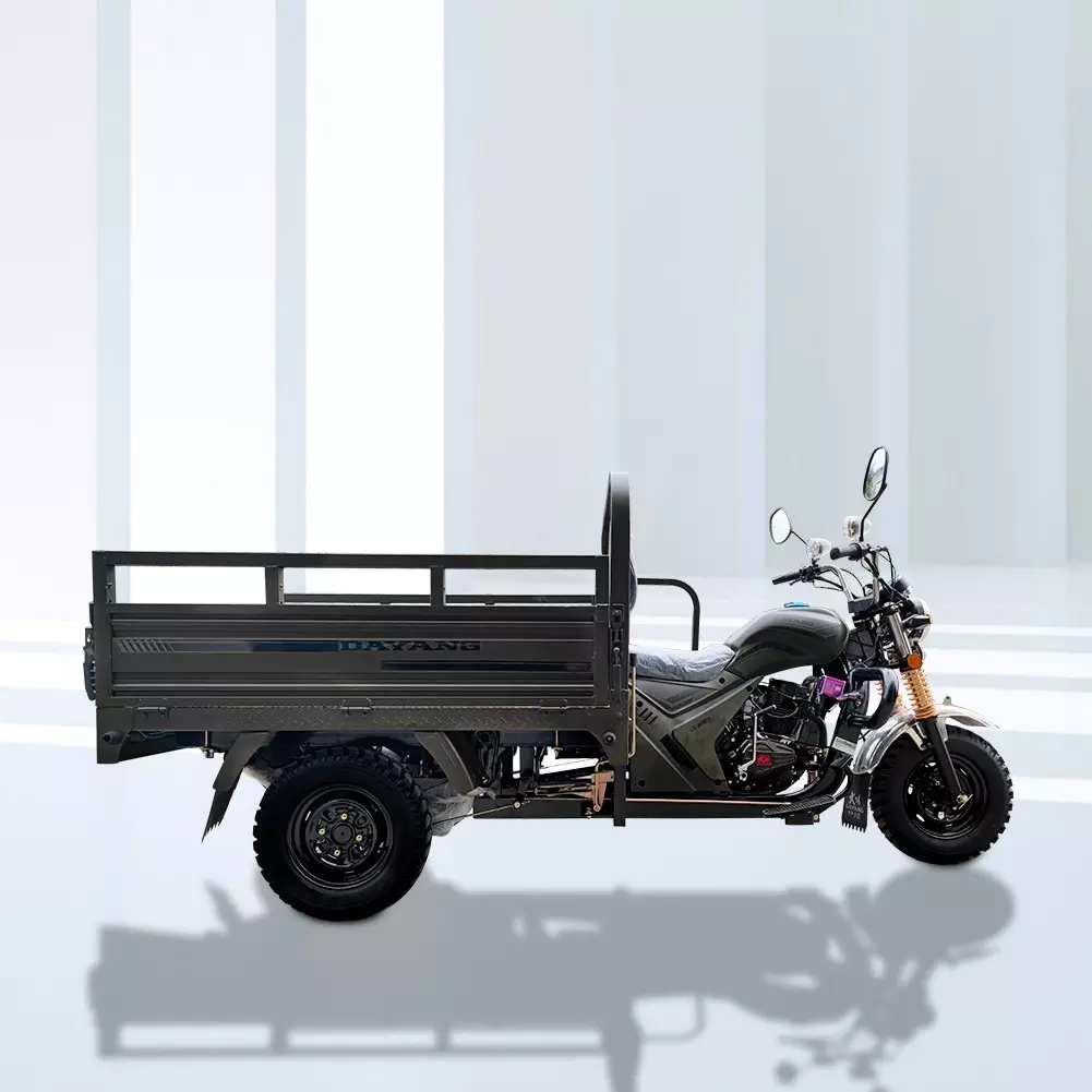 Hot Sale Three Wheel Motorcycle Scooter Trike Petrol Type Motorcycle moped cheap cargo box tricycle 150 200cc