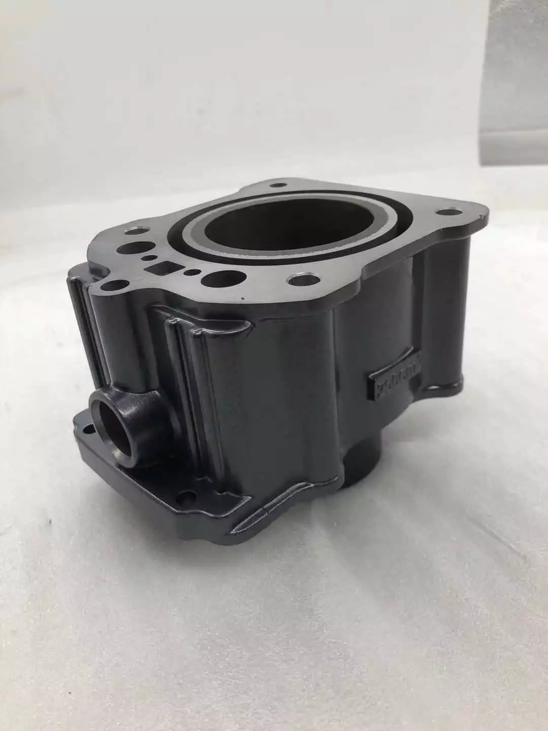 Cheaper Price Engine Parts Complete Cylinder Head For DAYANG motorized tricycle engines CG250   Cylinder  block