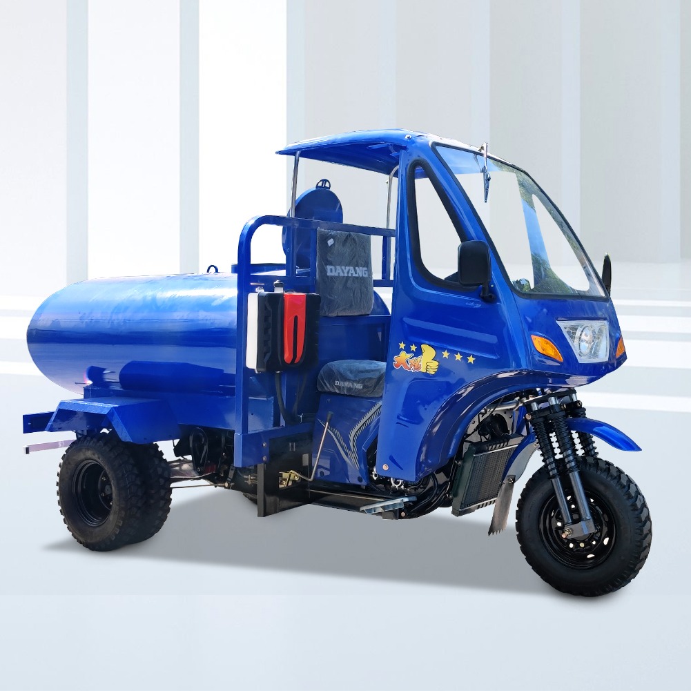 DAYANG Five wheels gasoline 250cc motorized big wheel tricycles milk tank oil tanker motorized tricycles