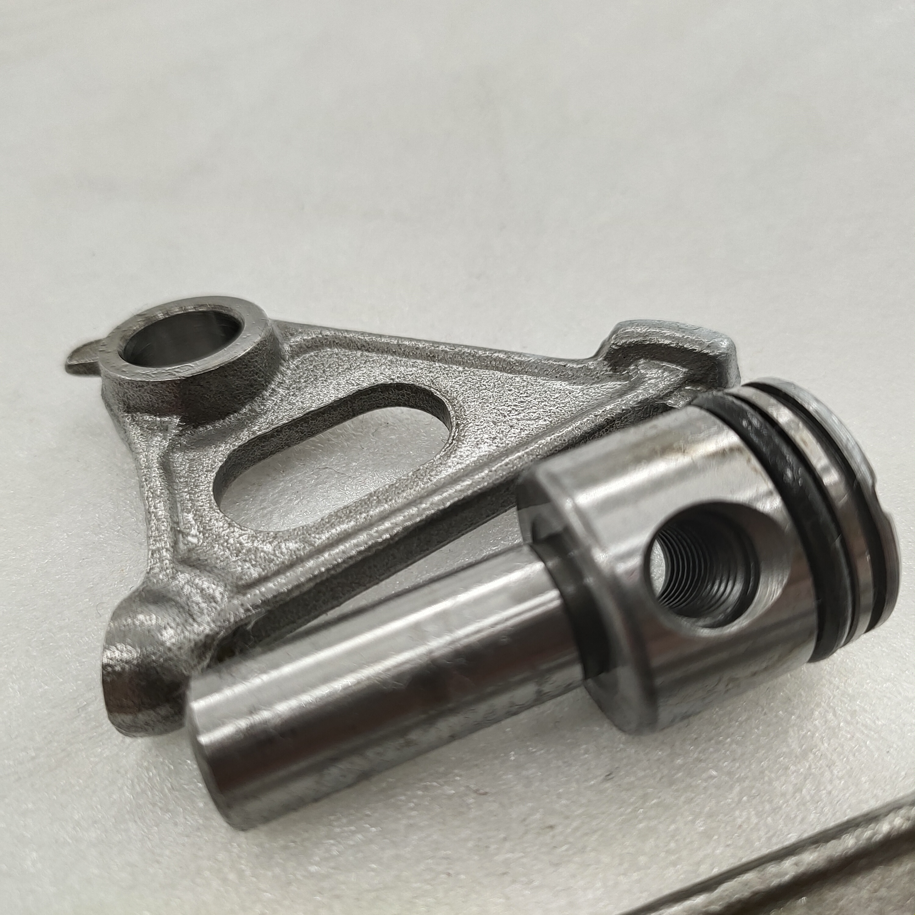 Dayang Motorized  Tricycle Gasoline Engine Parts Lower Rocker Arm