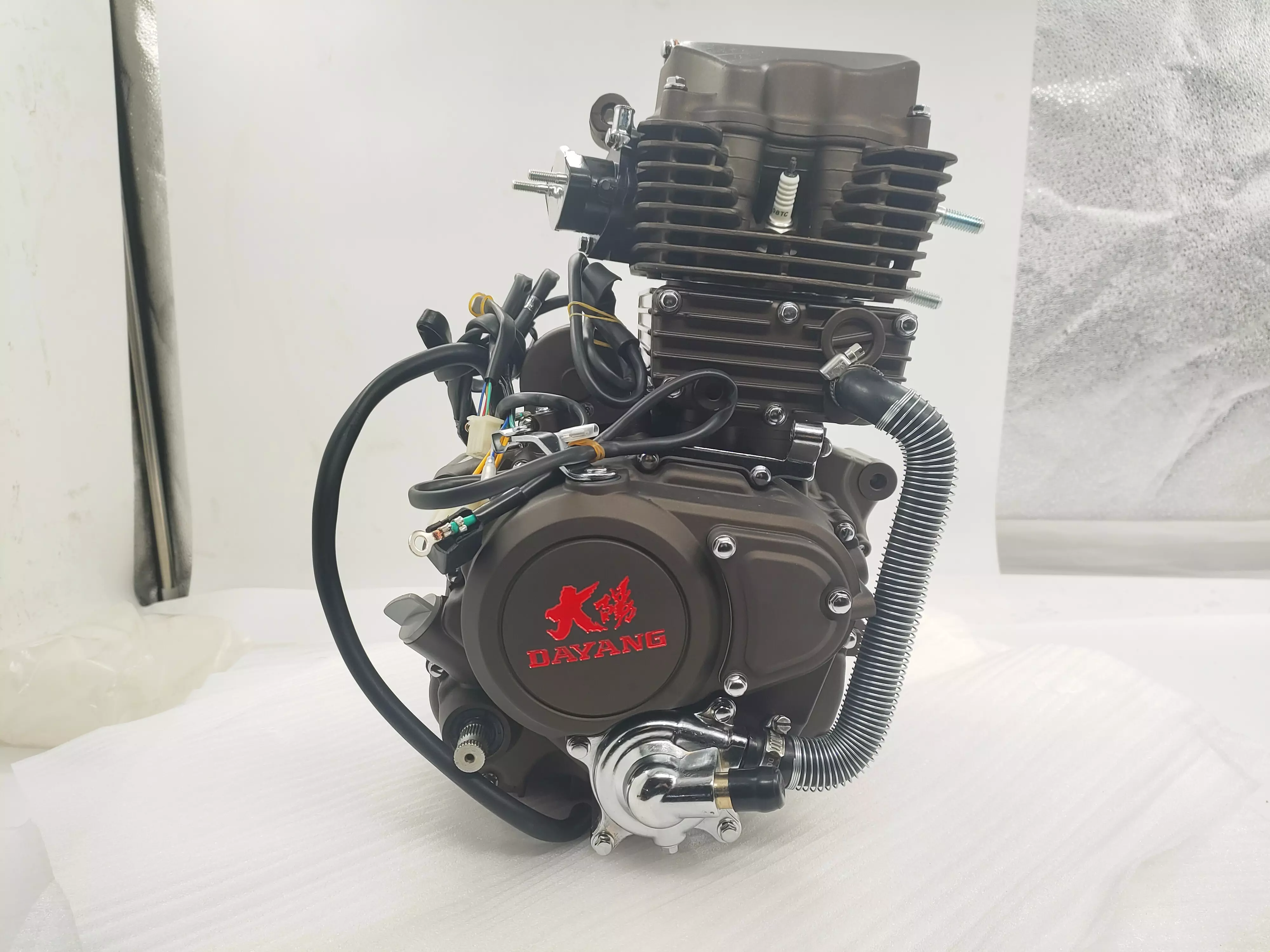 DAYANG LIFAN CG175cc Cool with the  pump Motorcycle Engine Assembly Single Cylinder Four Stroke Style China CCC Origin Type