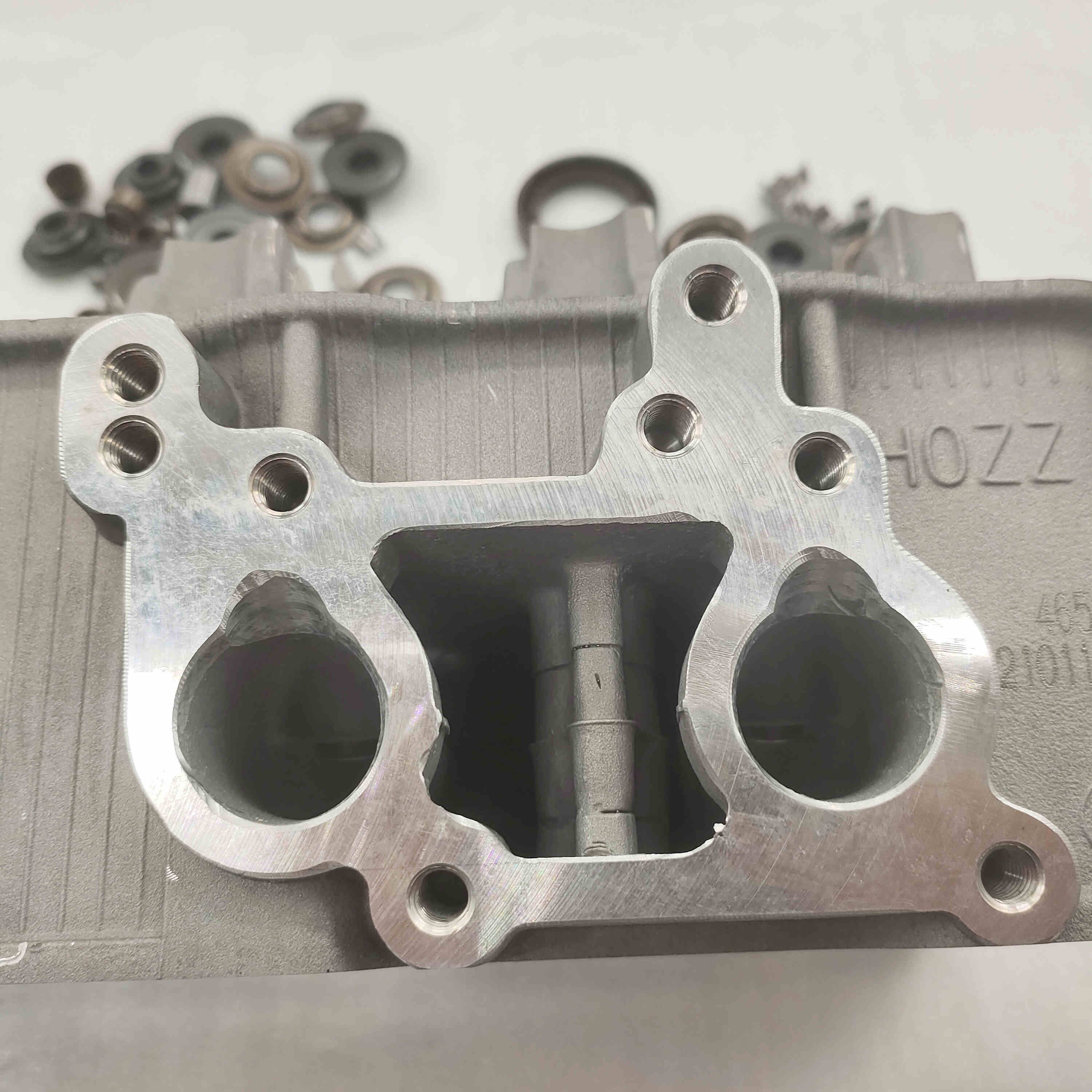 2021 Hot sale car water-cooled Vertical Type Engine assembly cylinder head cover for selling engine assembly parts for common
