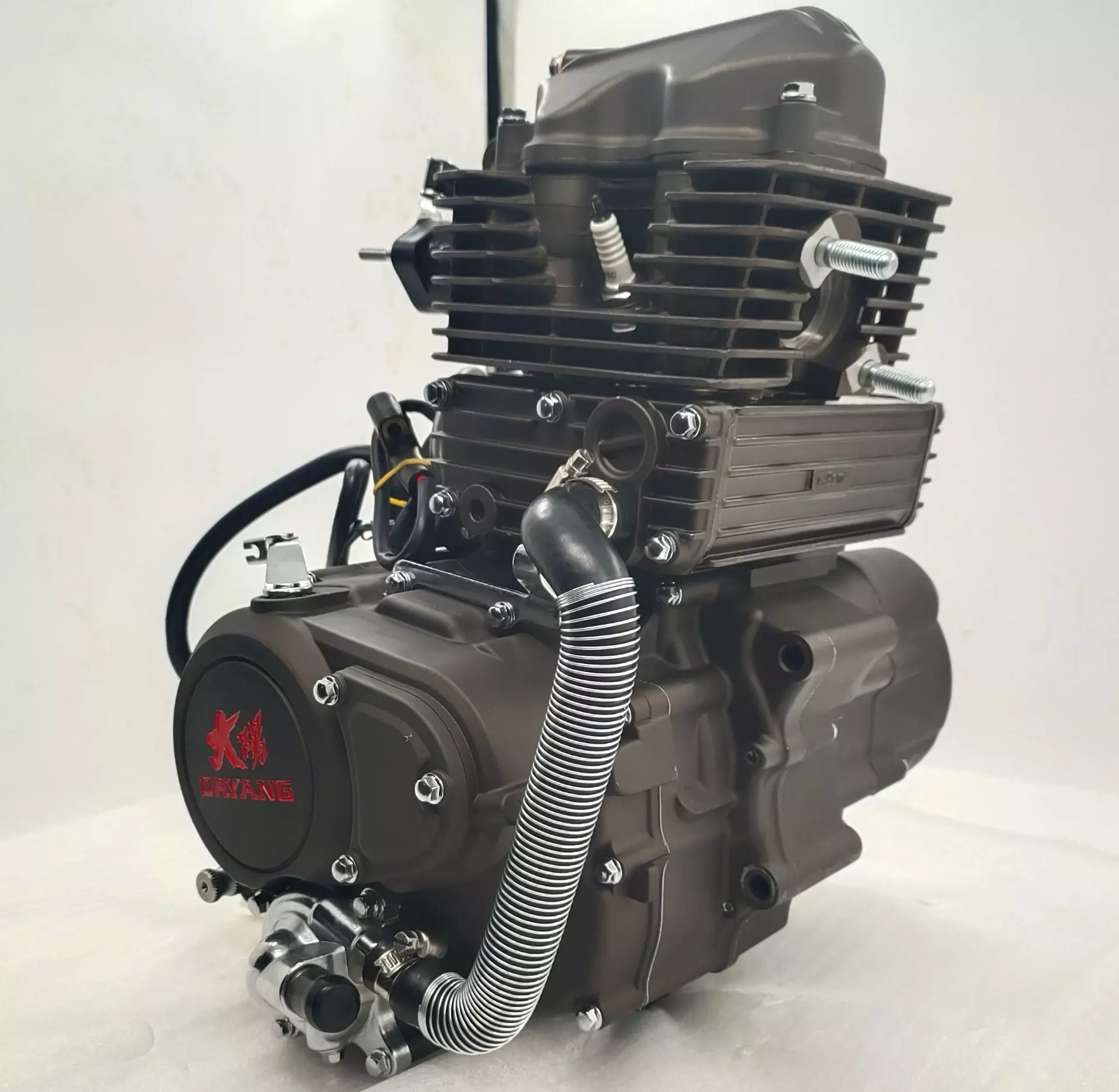 Motorcycle spare parts and accessories 150cc engine  with pump Wholesale 150cc tricycle Engine