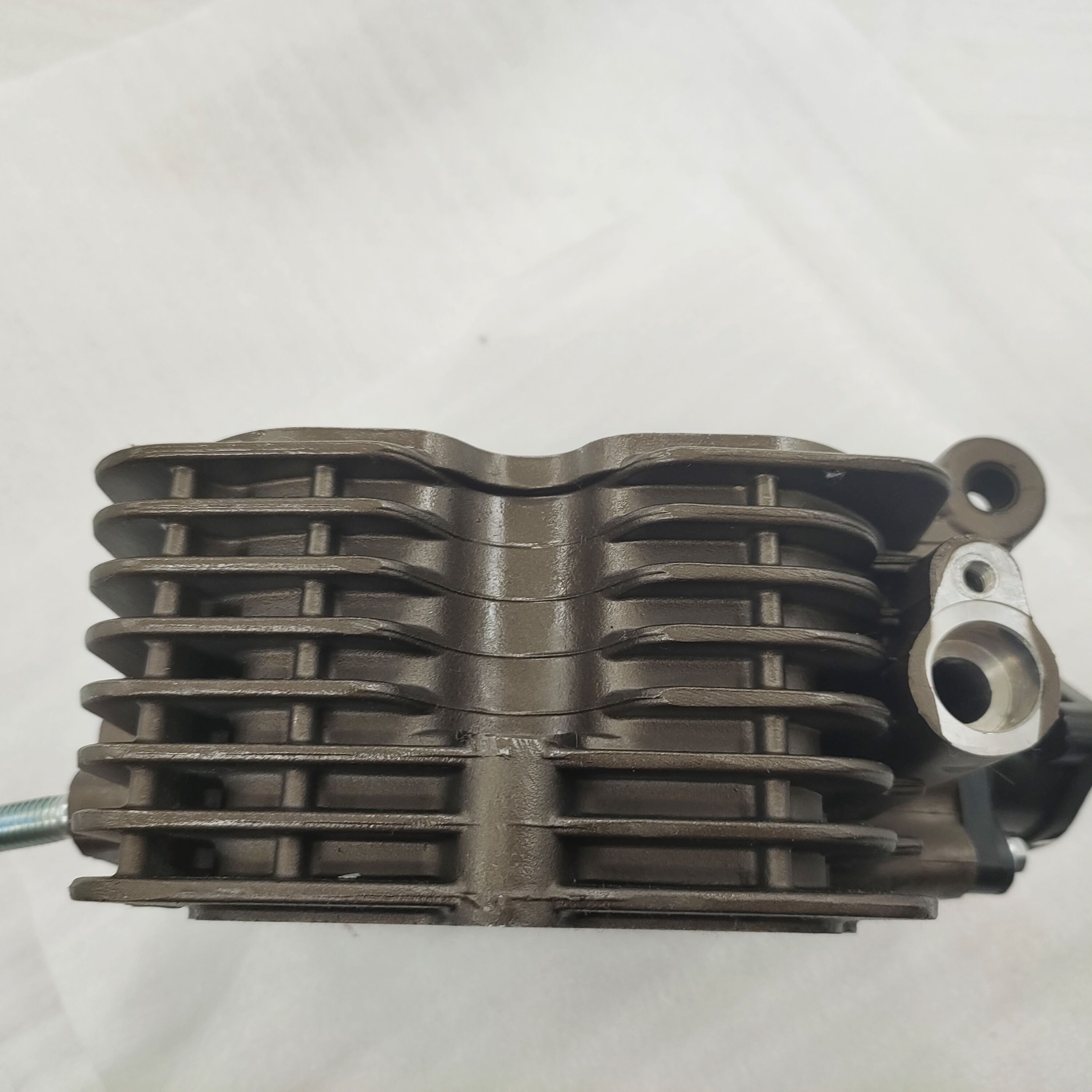 China factory new original motorcycle parts tricycle 250cc water-cooled engine cylinder head high warranty product