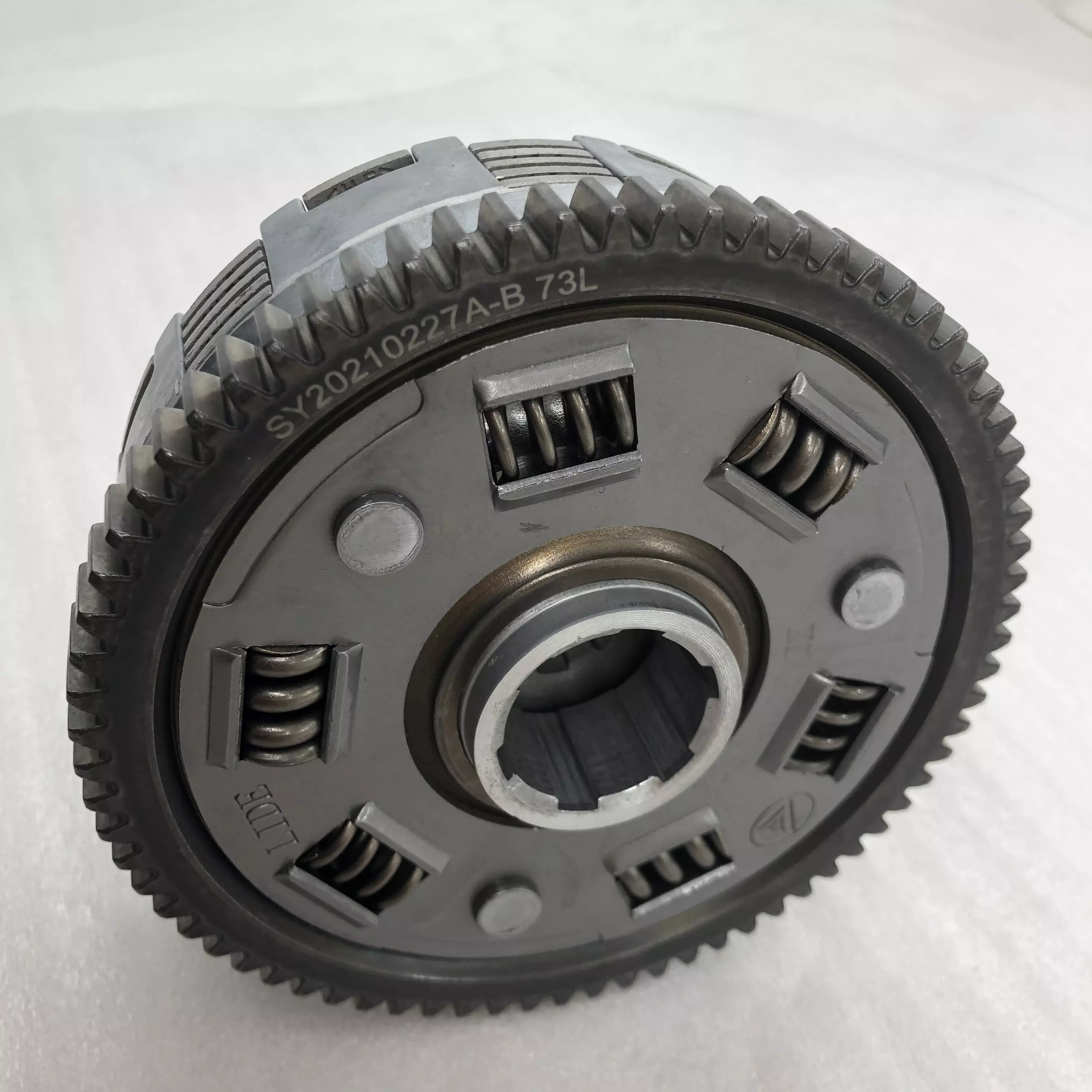 Best Price tricycle spare parts Manual Engine Clutch Assembly  Motorcycle Clutch 200CC Clutch