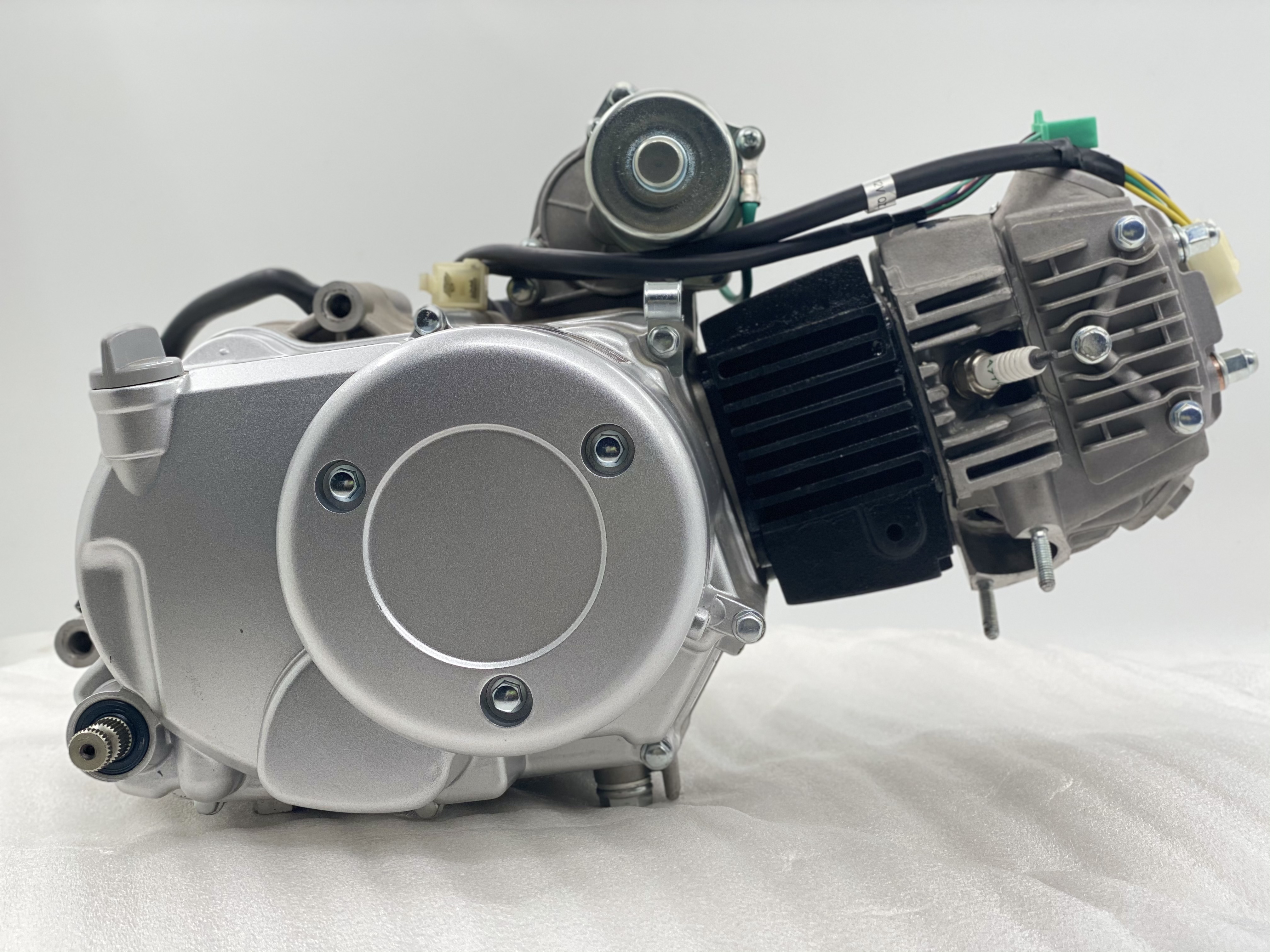 Factory Wholesale 130cc Engine Motorcycle Tricycle Engine  Single Cylinder 4 Stroke Style Air Electric Method Origin