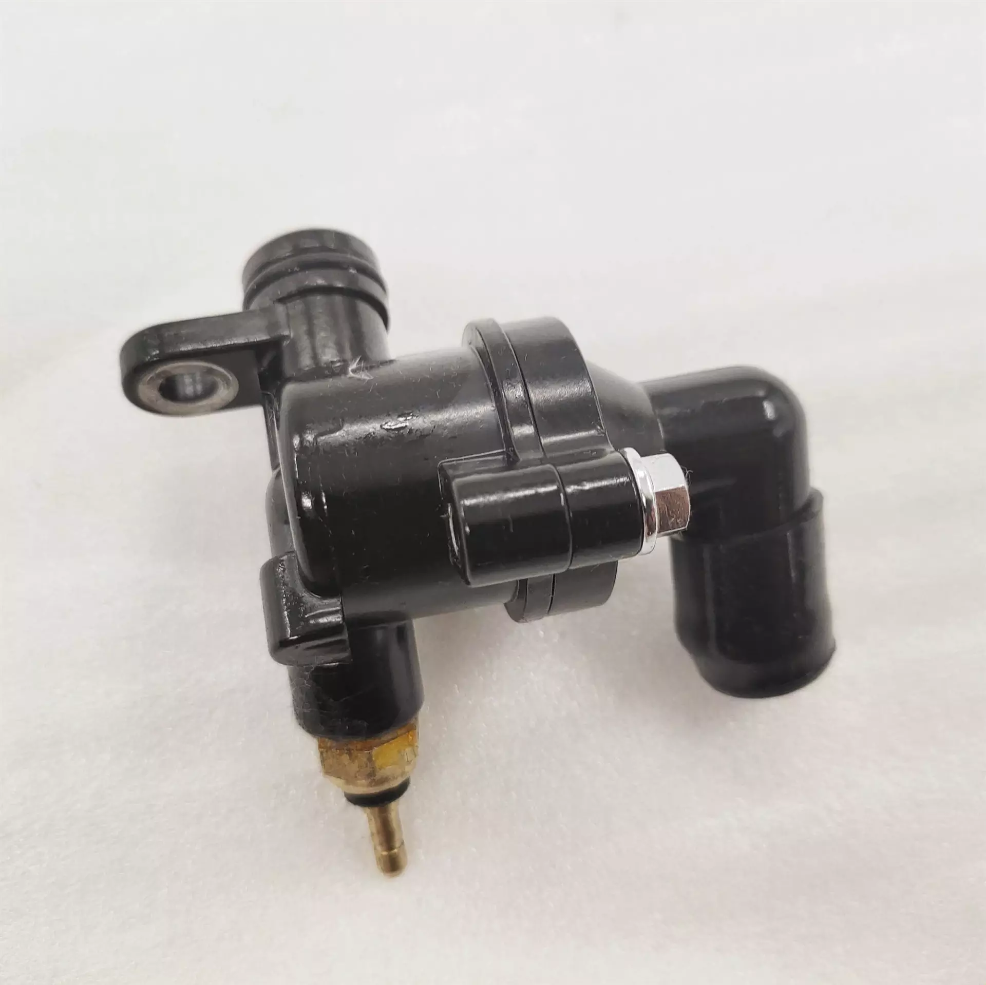 Design LF250 Water-cooled Engine Thermostat Engine Auto Parts Thermostat Engine Cooling System for Tricycle High Quality New 250