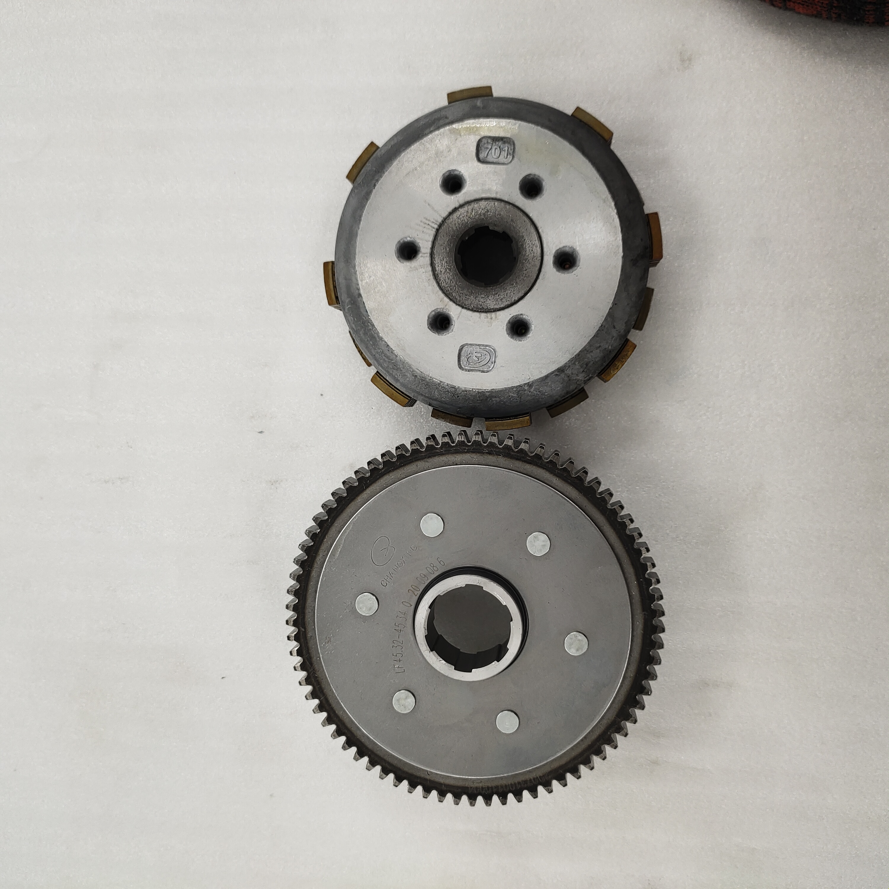 DAYANG  Motorcycle Engine  clutch with OEM quality,  tricycle spare part accessories clutch