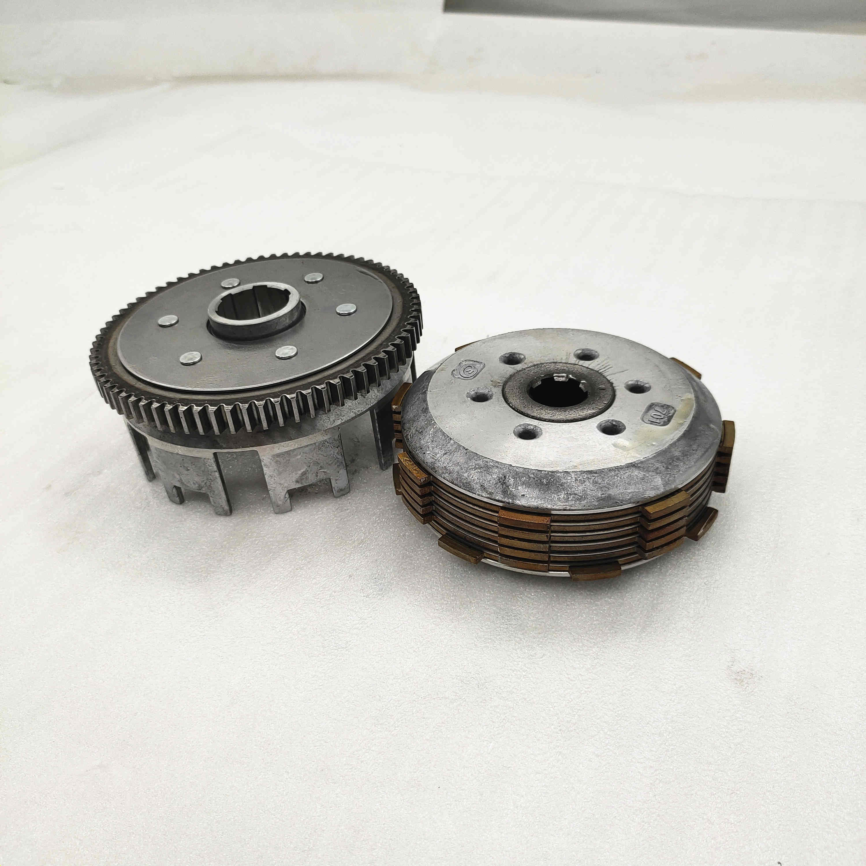 2021 Hot sale 150cc AIr-cooled engine assembly clutch for selling Clutch plate disc clutch assembly Auto parts truck parts
