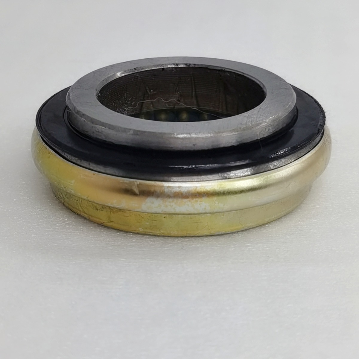 Hot Sale Motorcycle DAYANG  BEIYI Parts 698909   damping shock absorption  bearings Availbable   A Class   China  high quality