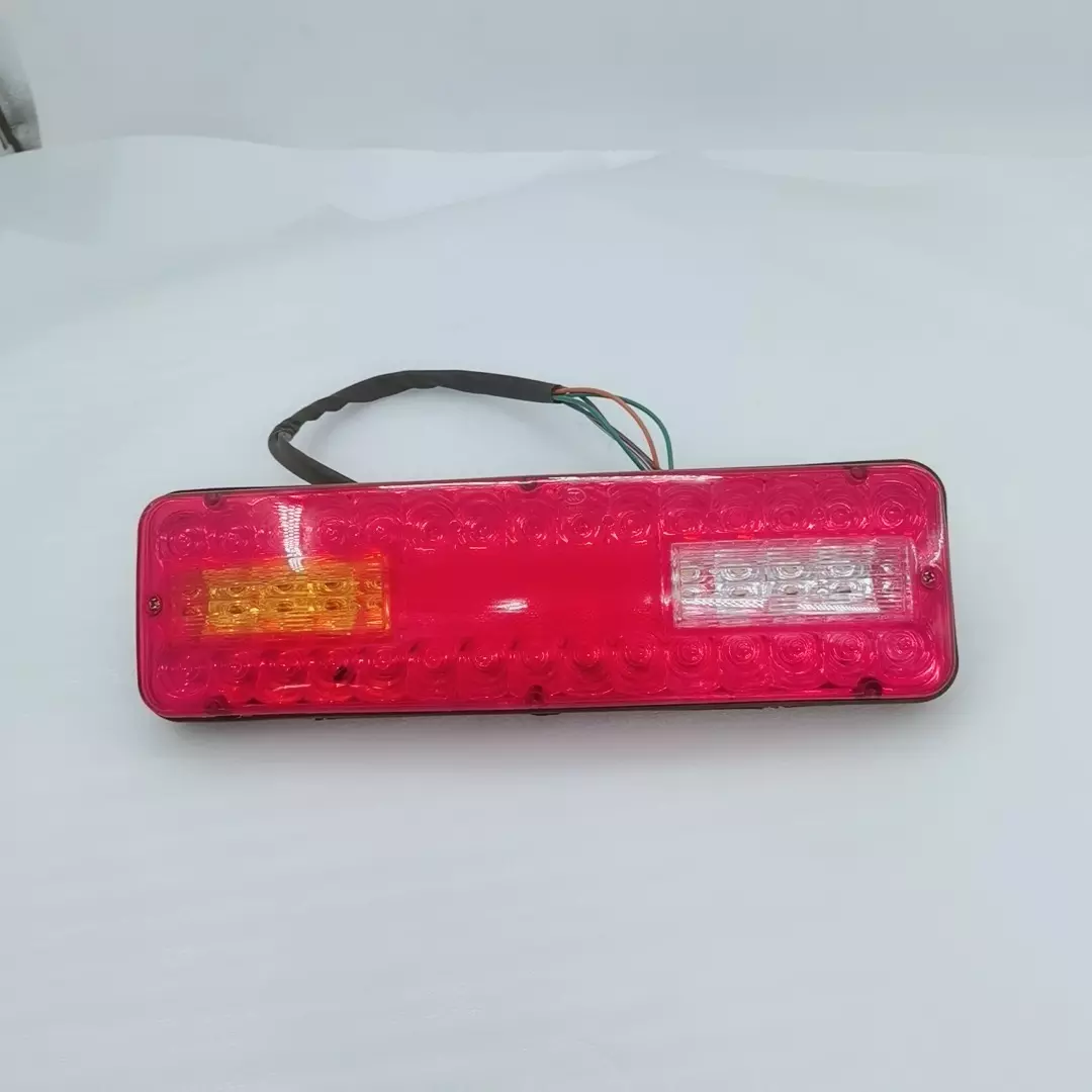Factory supply high quality DAYANG BEIYI tricycle parts LED taillight combination of parts perfect performance LED