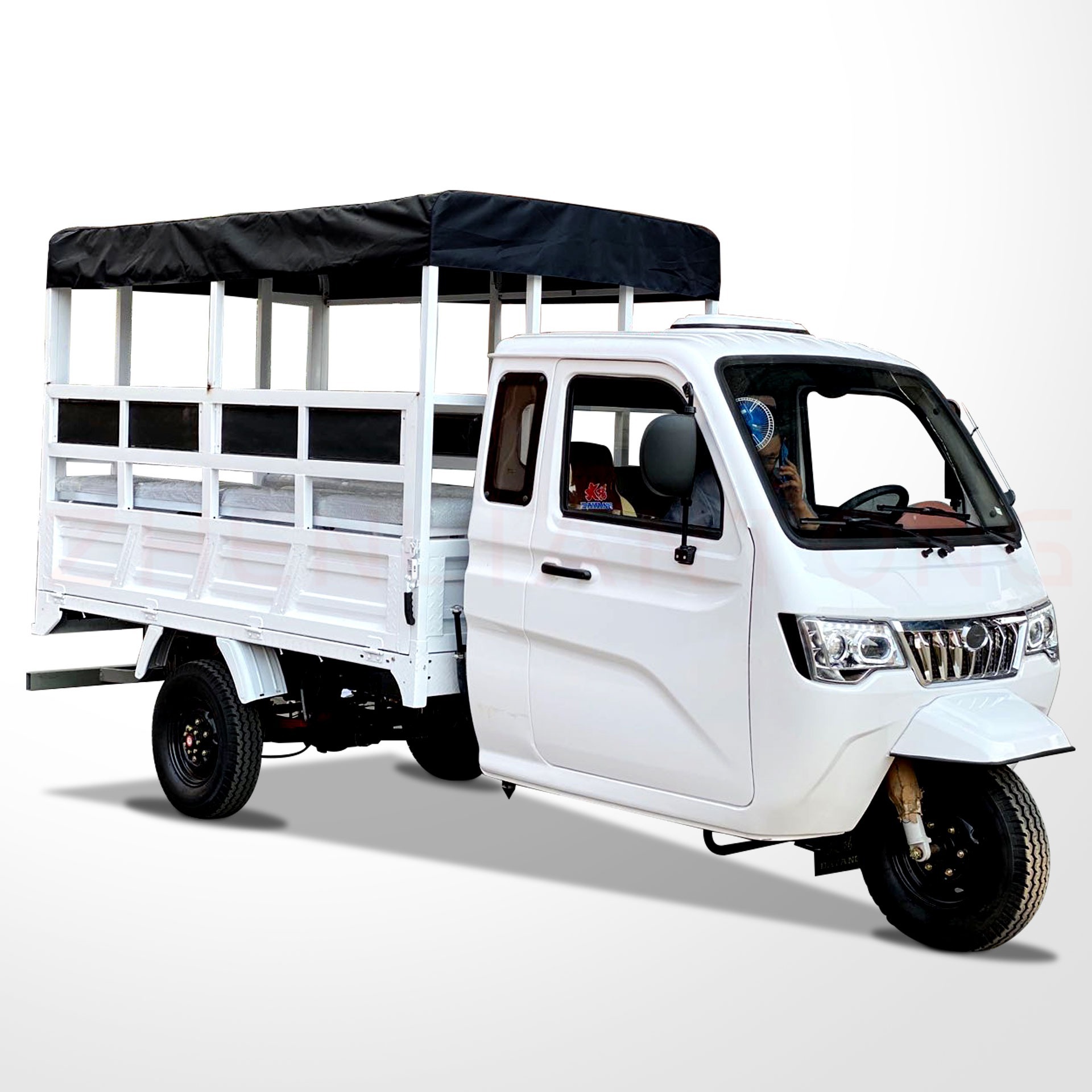DAYANG DY-P2 Factory price wholesale latest technology 2  seats passenger closed tricycle with big cargo box