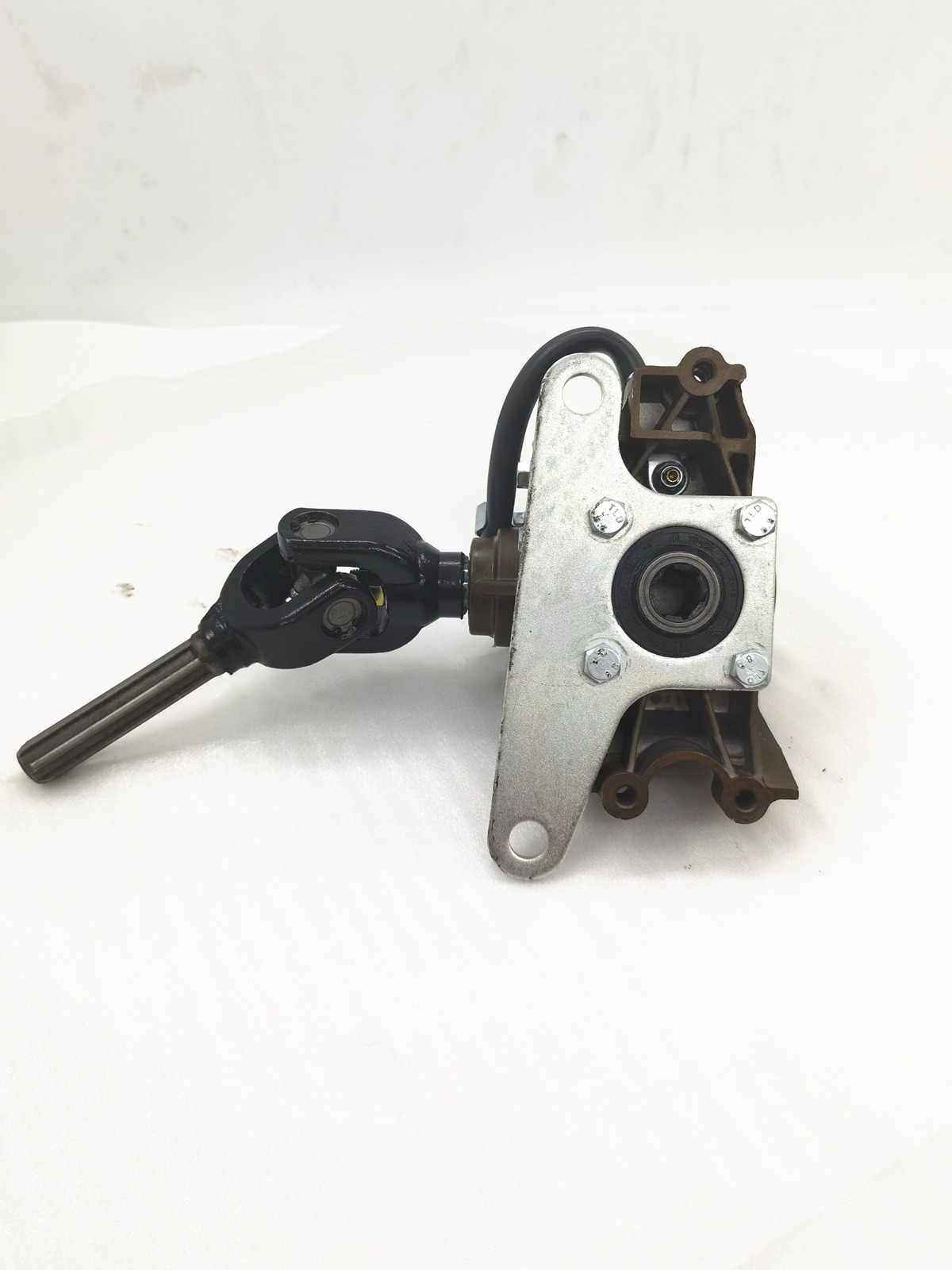 DAYANG Brand Custom Motorcycle spare parts tricycle reverse gear box for Engine Motor Trike with big size base plate