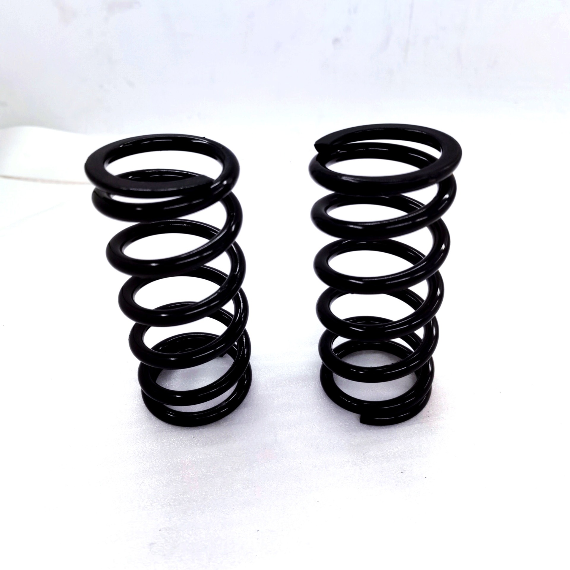 DAYANG factory direct sale tricycle parts motorcycle made in China Cylindrical spring  for shock absorber