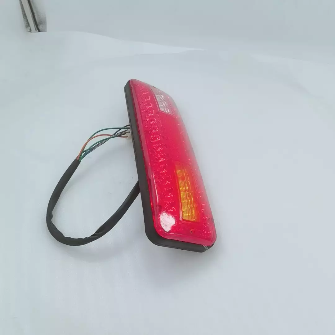 Factory supply high quality DAYANG BEIYI tricycle parts LED taillight combination of parts perfect performance LED