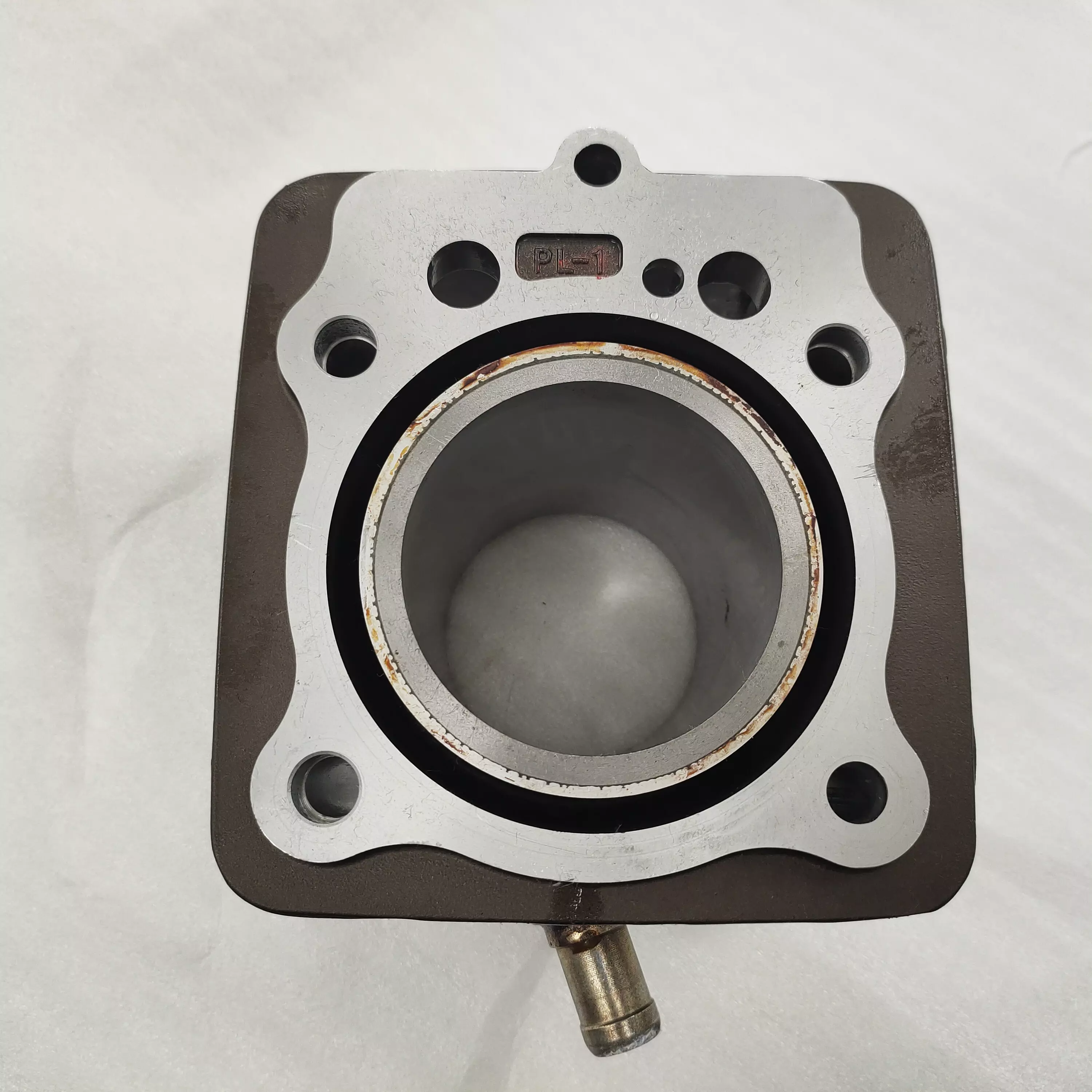 DAYANG factory 250cc tricycle water-cooled engine all kinds high cost performance of custom spare parts engine cylinder block