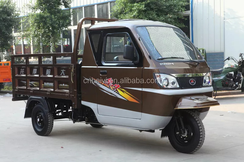 Closed type tricycle 200cc/250cc/300cc 250cc trimoto de carga with cabin with CCC certification