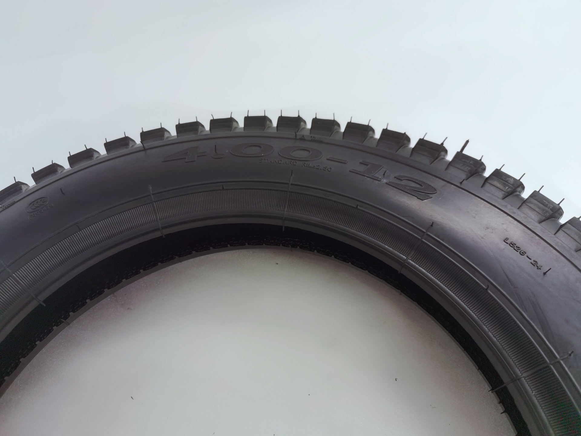Factory Direct Color Motorcycle Tires for Sale China factory cheap price tire parts for replacement Durable Tricycle Wheels
