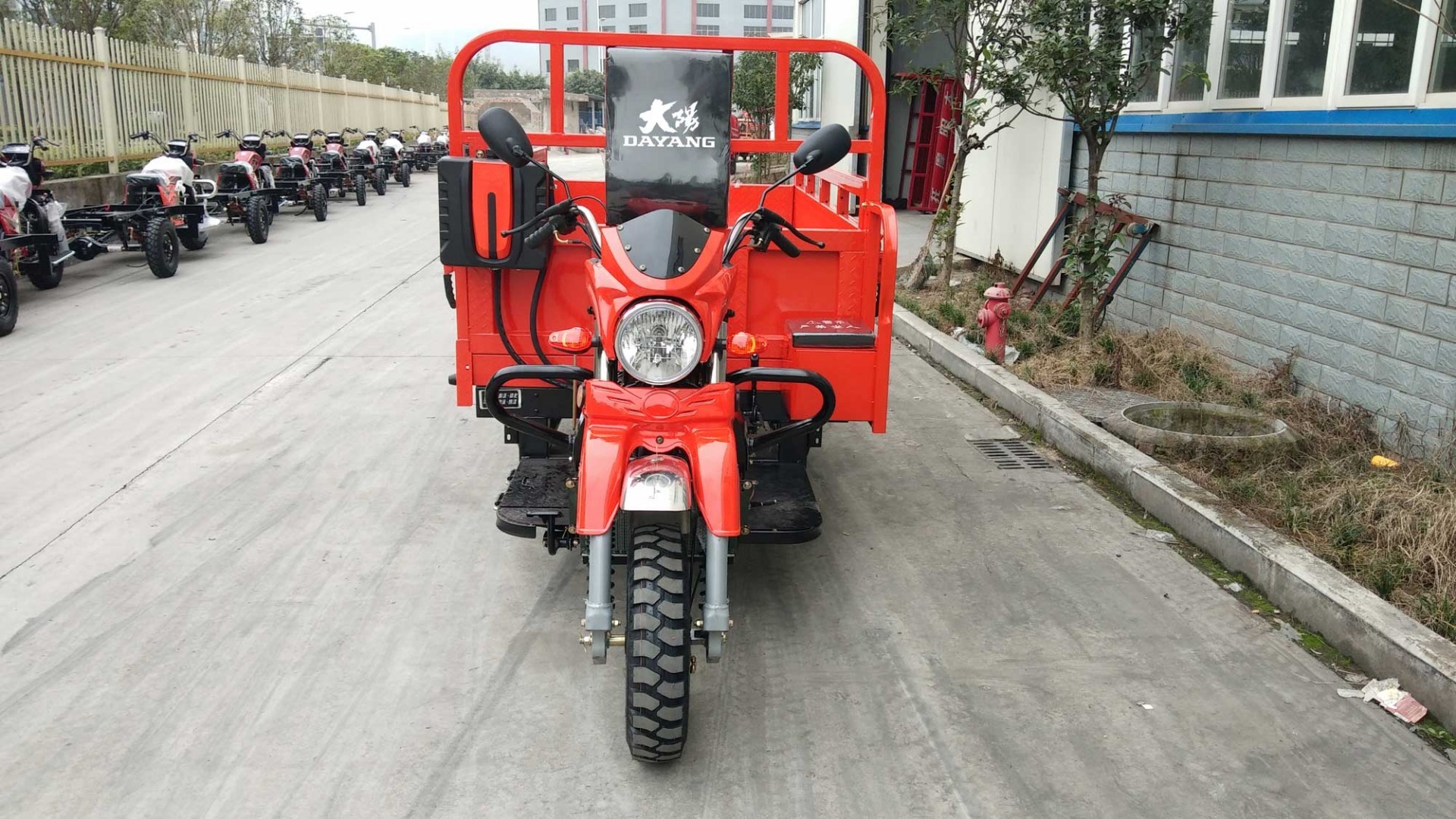 Red 150CC Motorized Cargo Tricycle