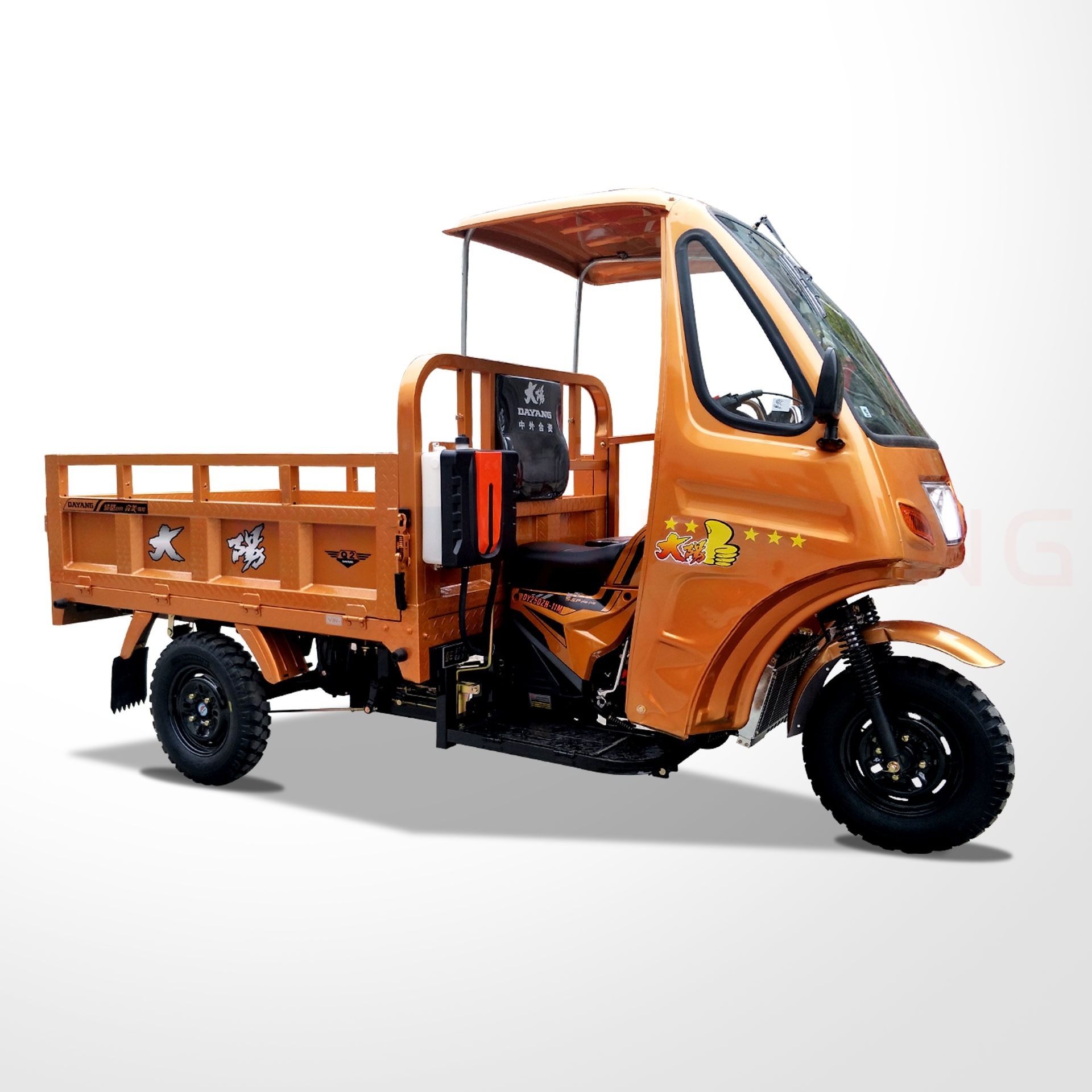 Q2-S1 Semi cabin cargo tricycle with powerful engine of 250cc